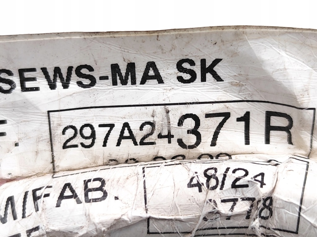 фото №7, Mercedes-benz citan plus / клемма / шланг аккумулятор 1.5 110 cdi дизель