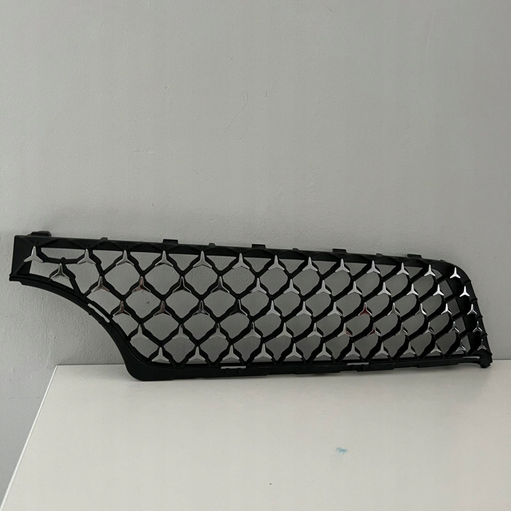 Mercedes gle ii amg w167 2023- левая решётка решётка радиатора перед a1678883201 с Разборки
