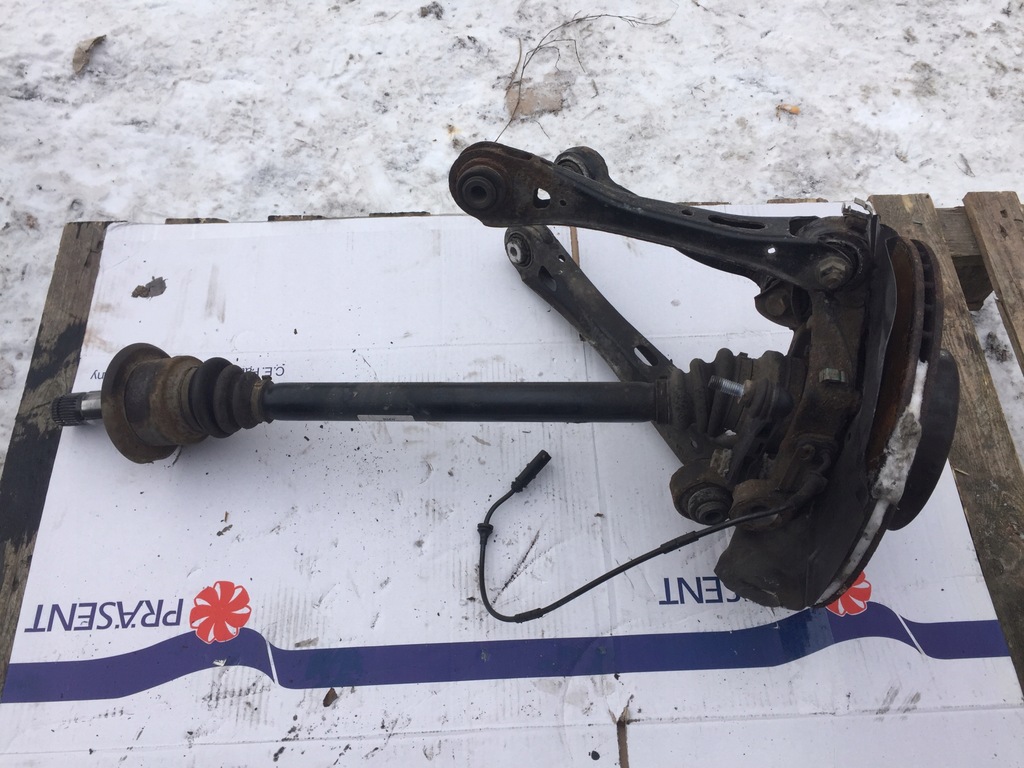 фото №3, Ступиця поворотний кулак правий задня bmw x3 f25