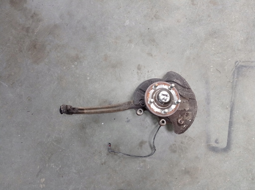 фото №1, Chrysler 300c ступиця поворотний кулак правий перед