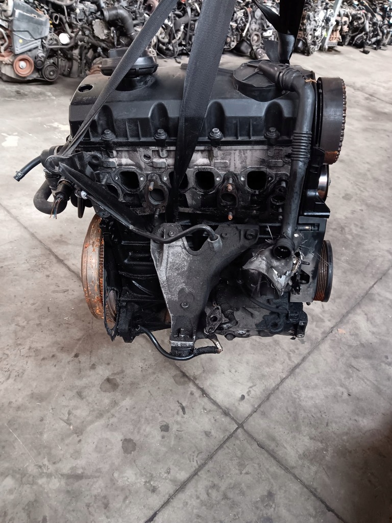 фото №12, Двигатель kompletny vw оригинальный номер 1.9 tdi avb passat b5 superb i