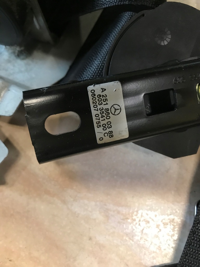 фото №3, Pas безпеки натягувач mercedes r w251 r/l