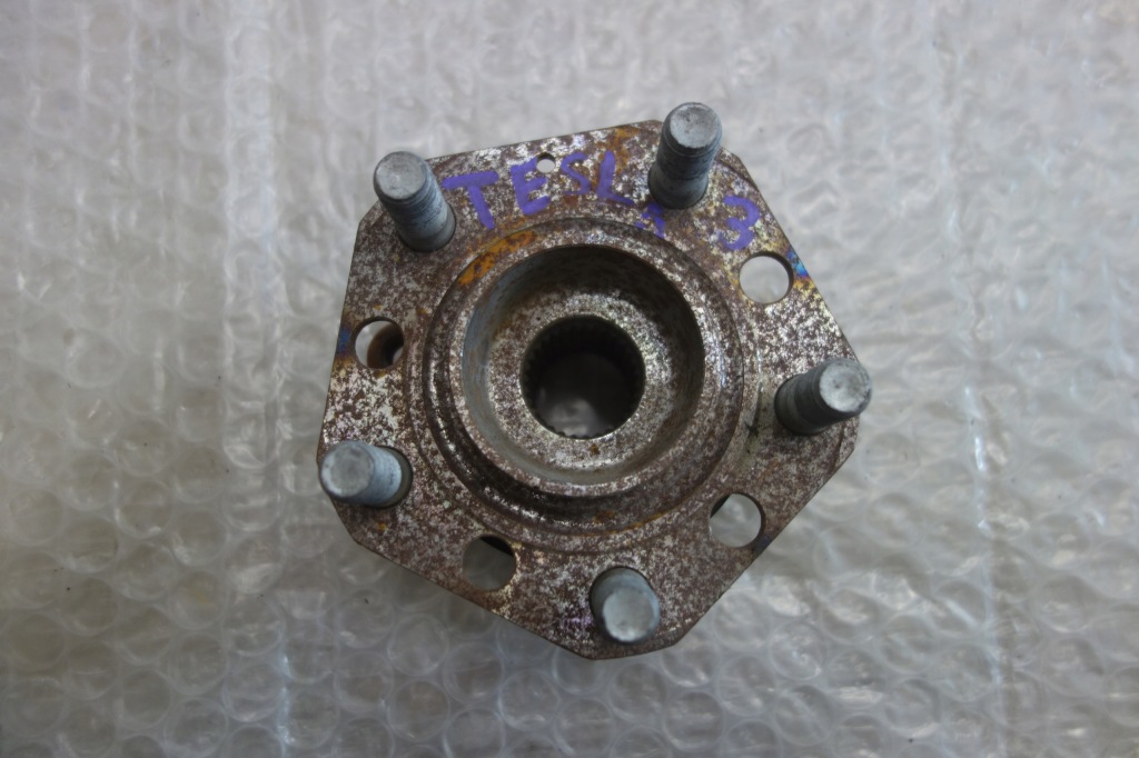 Купити Tesla 3 ступиця передня підшипник перед