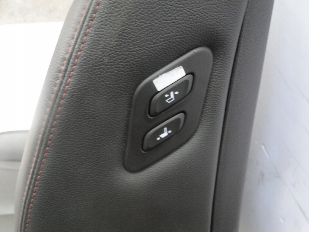 фото №16, Сиденья кожа hyundai santa fe 22r 7-osób вентиляция,