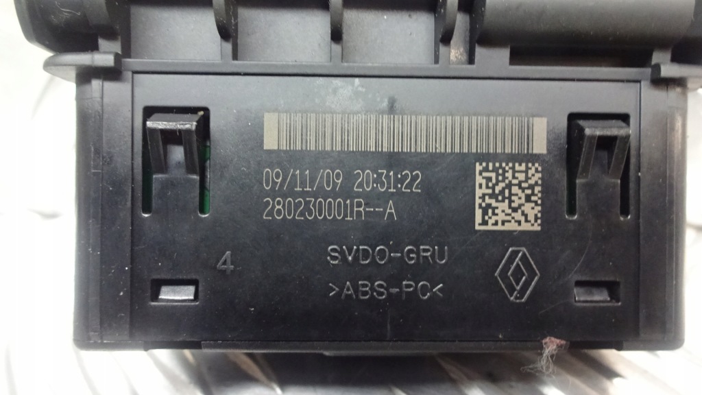 фото №3, Вход aux renault clio iii 8200379685