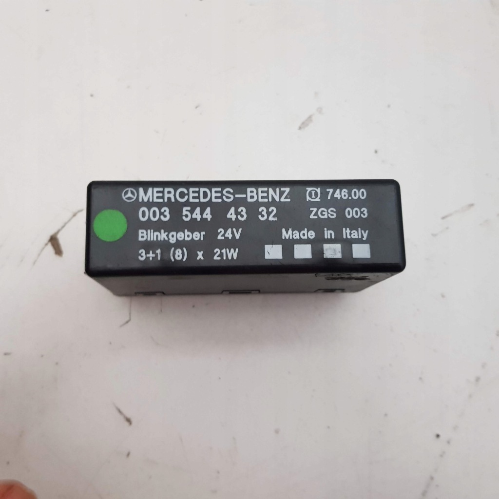 Купити Mercedes actros atego модуль реле a0035444332