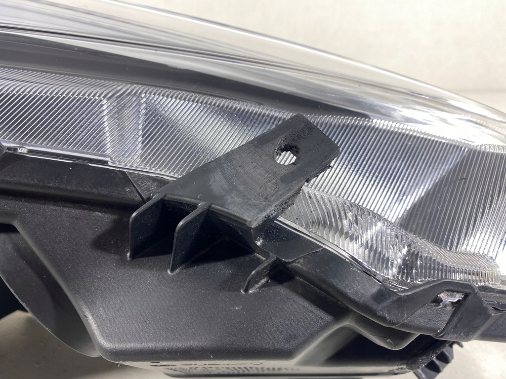 фото №8, Subaru outback legacy лампа левая перед led обычная