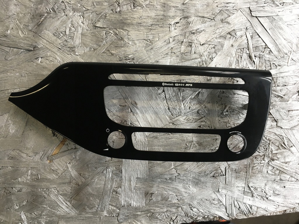 фото №1, Kia ceed ii 12- корпус рамка решётка радио блеск europa