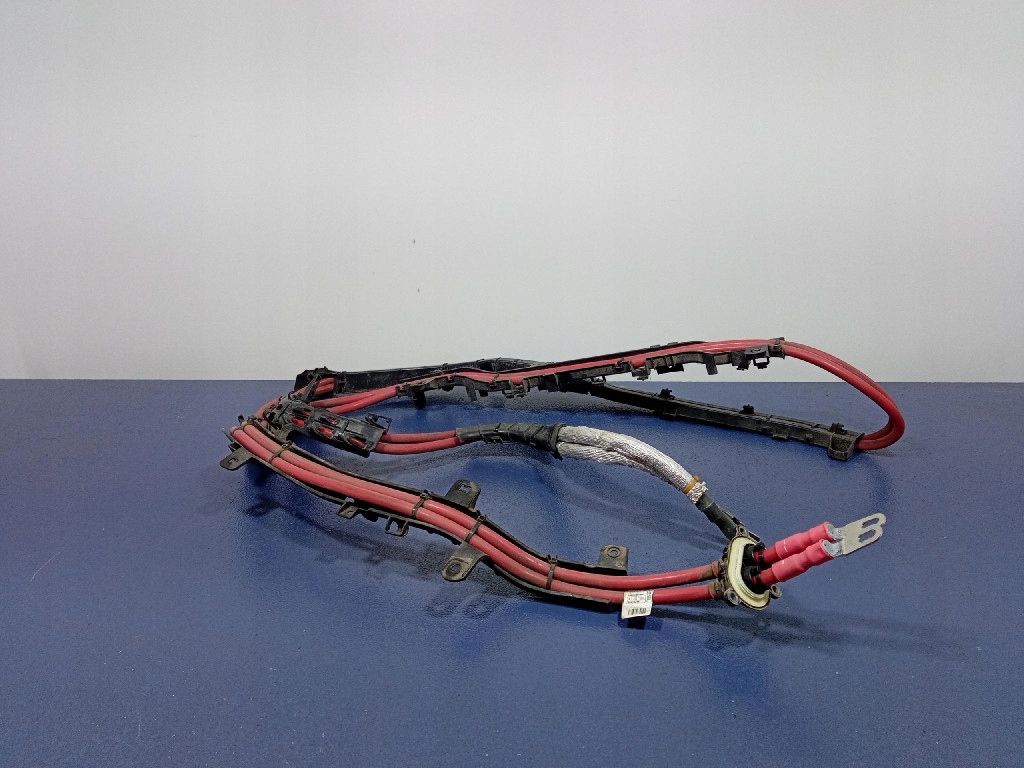 Купить Bmw x6 g06 g05 шланг кабель плюсовой клемма plus 8797693