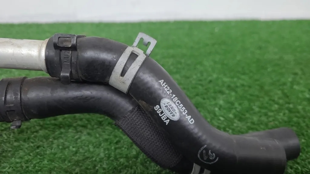 фото №2, Range rover sport l320 3.0 d труба шланг wąż wody