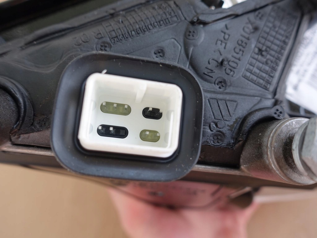 фото №12, Bmw 8 g14 g15 g16 зеркало правое карбон 9pin