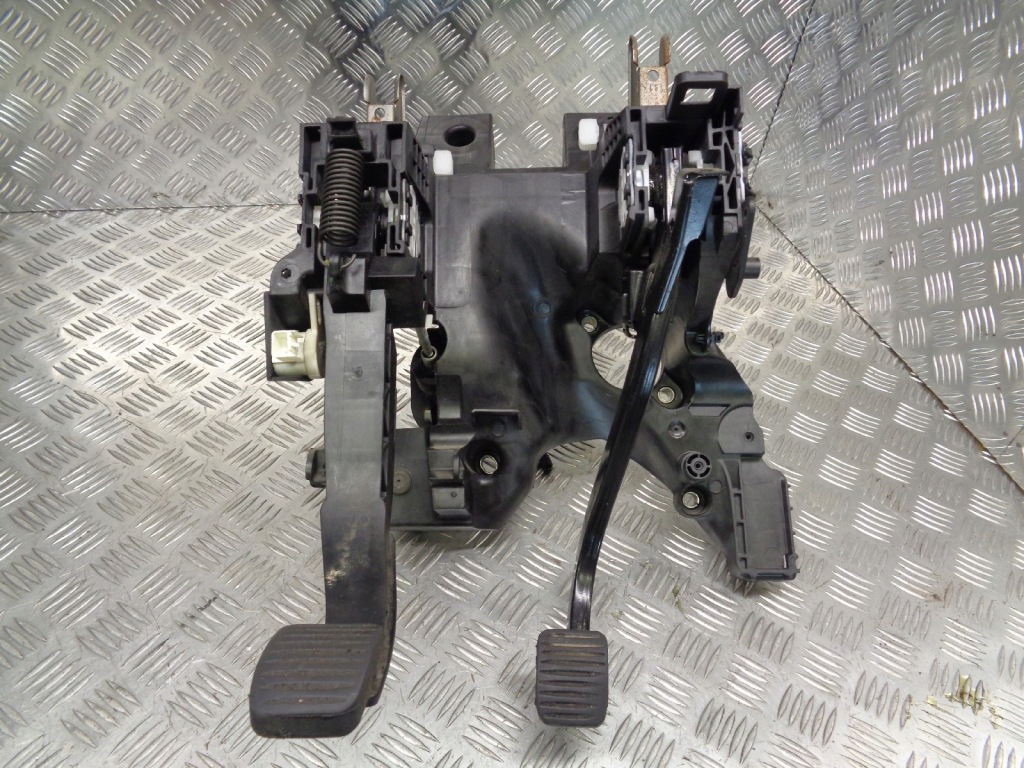 фото №1, Педалі комплект opel meriva b 1.4 t 13434742