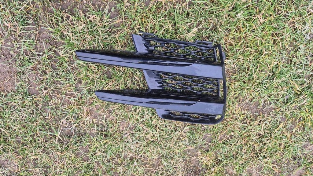 фото №1, Land rover range rover velar решітка бампера ліва перед j8a2-17b852-ab