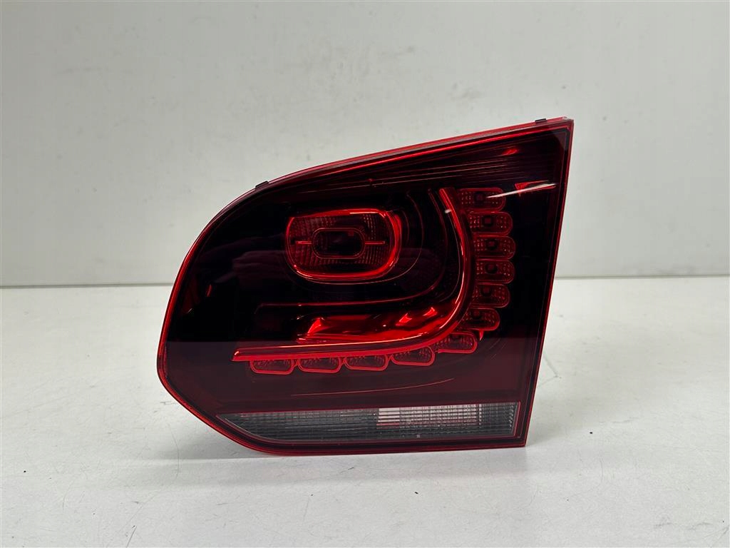 фото №1, Vw golf vi 5k права лампа w кришка led