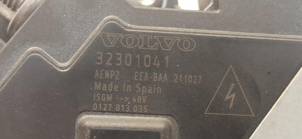 фото №7, Volvo v60 cc генератор b420t2 32301041