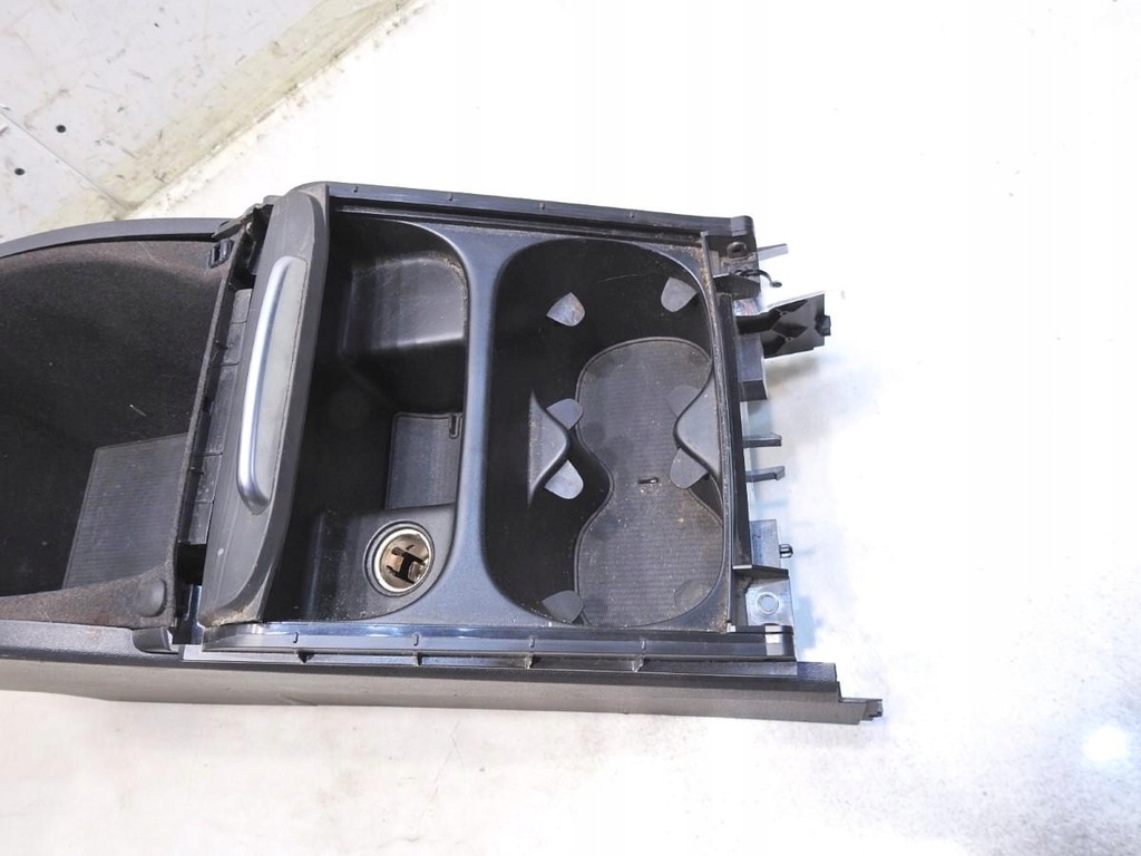 фото №7, Подлокотник volvo v70 iii