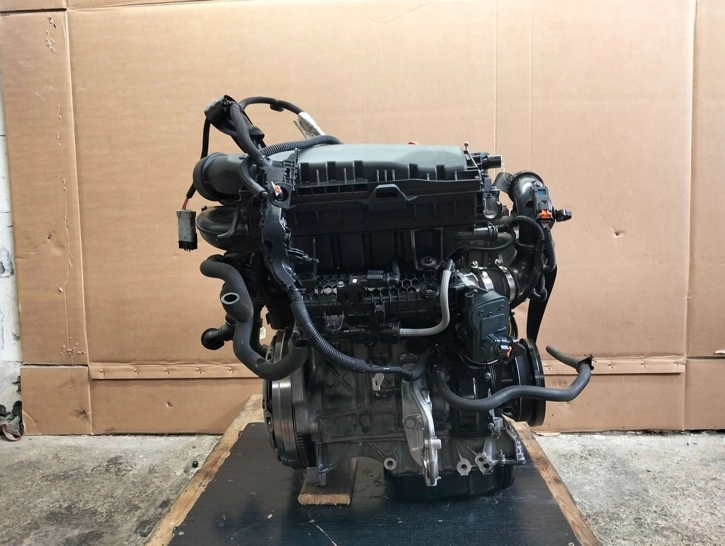 фото №1, Двигун kompletny citroen peugeot 1.2 thp hn05 10xvdr 2018 rok