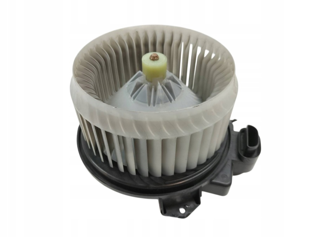 Купити Повітродувка обдув eu 272700-3010 toyota yaris ii 2005-2011