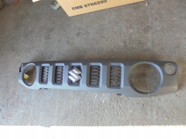 фото №1, Новый оригинальный решётка радиатора решётка радиатора suzuki jimny 72111-78