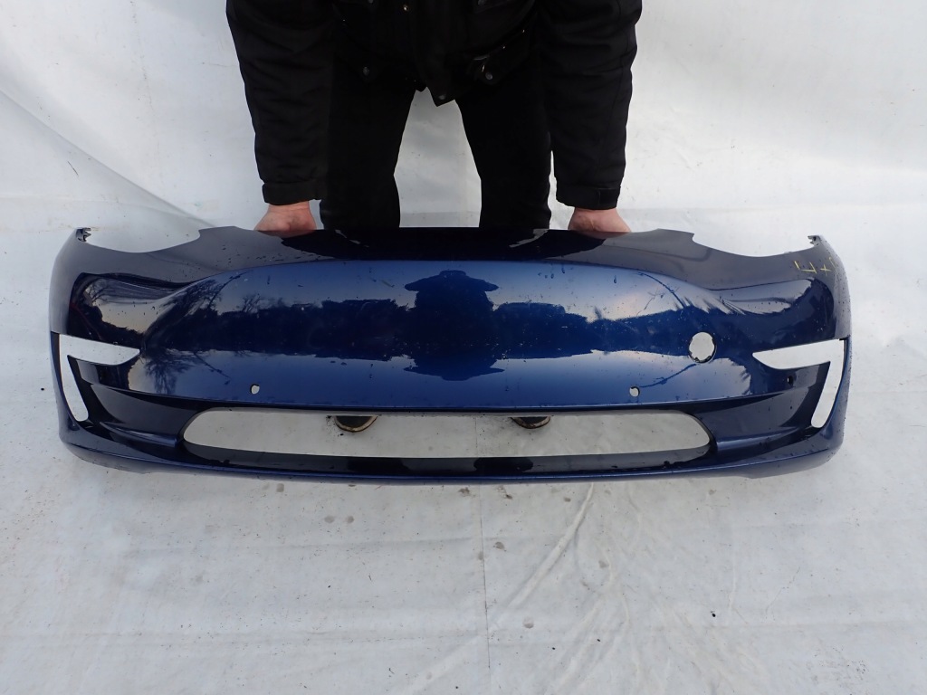 фото №1, Tesla 3 iii 17- бампер перед передний pdc