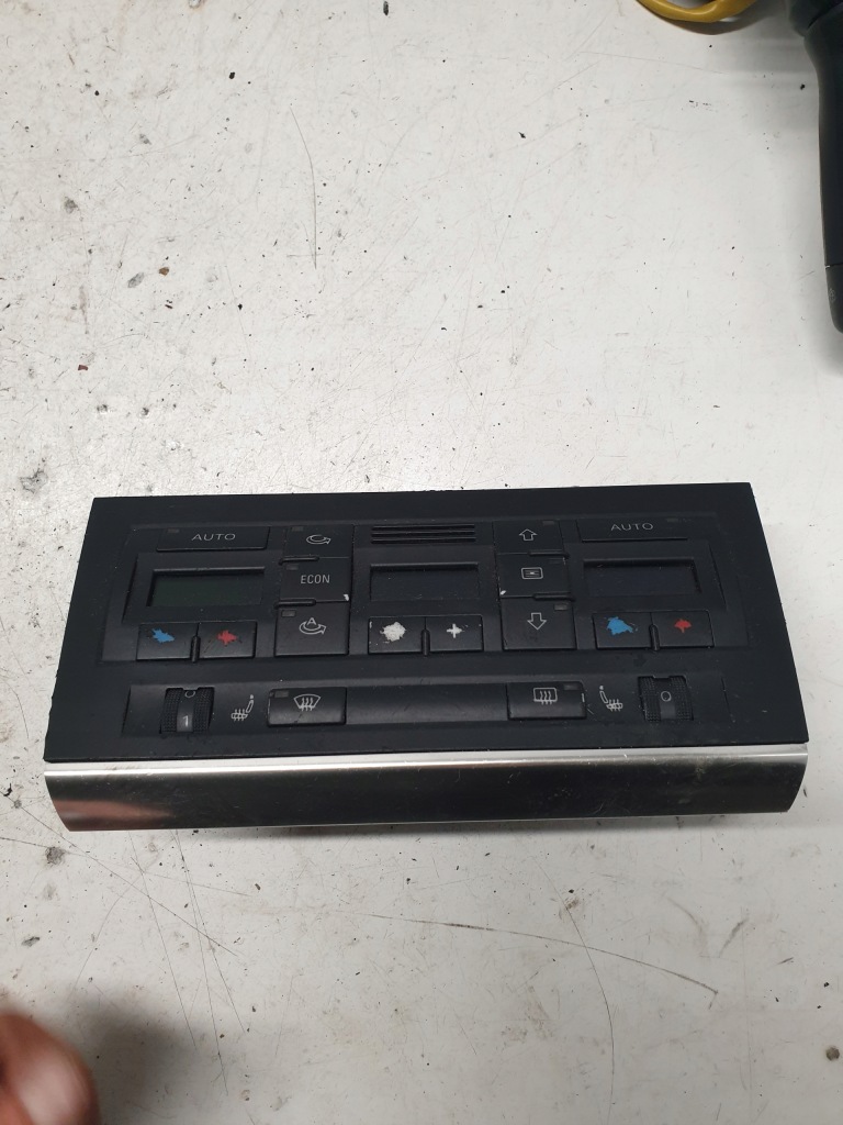 фото №1, Панель обдув кондиціонера audi a4b6 8e0820043af