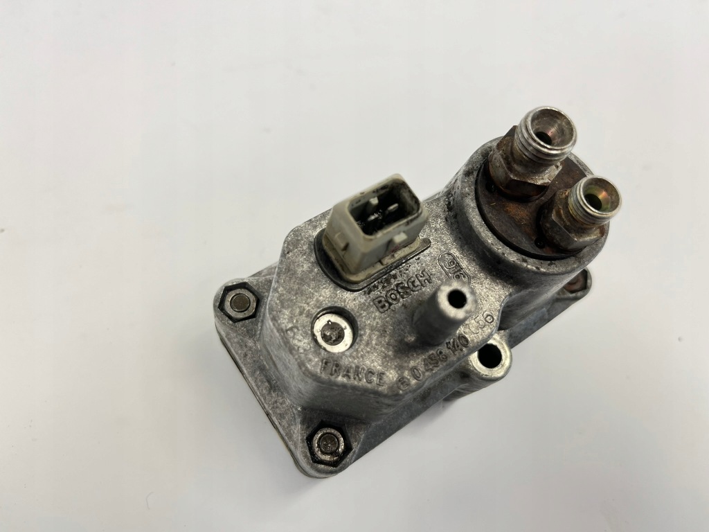 фото №4, Клапан регулятор давления топлива mercedes w126 r107 sl 0438140056 bosch