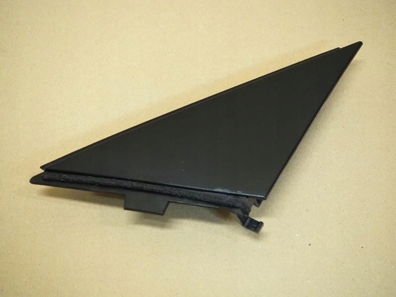 фото №1, Заглушка трикутник двері лівий перед citroen ds5