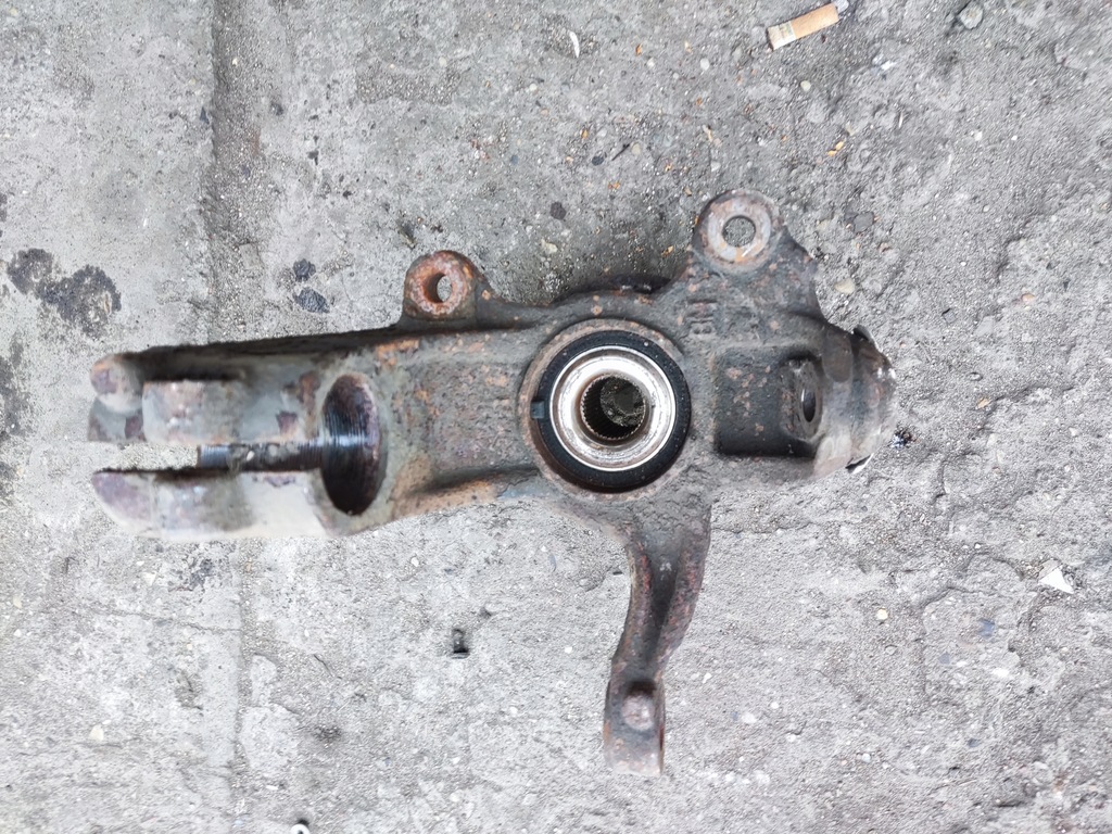 фото №4, Ford s-max mk1 2.5 t поворотный кулак ступица левая