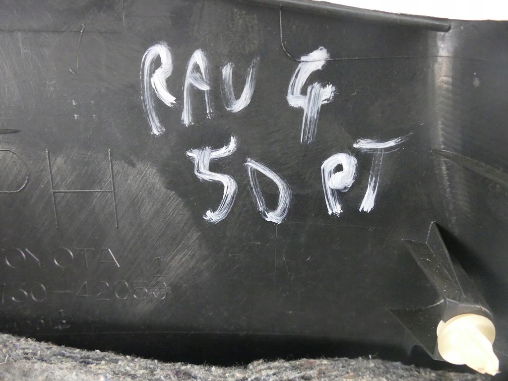 фото №11, Toyota rav4 ii lift обшивка багажника оббивка правий задня 5-двері