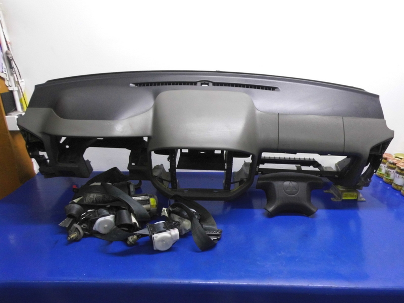 фото №6, Панель приладів консоль приладова eu mitsubishi pajero iii