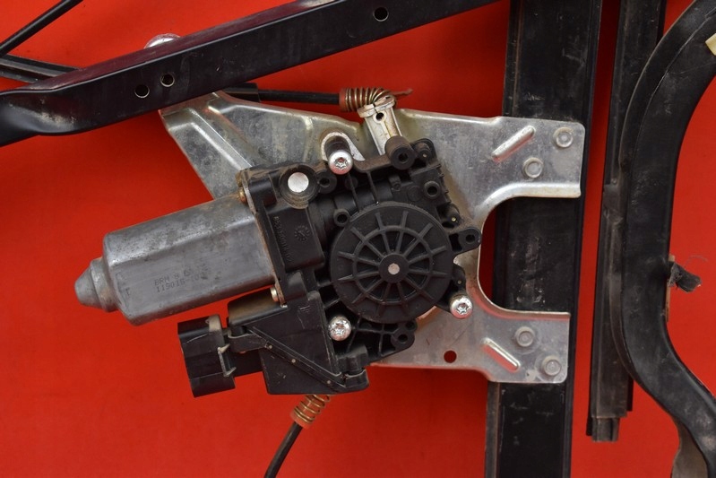 фото №12, Подъемник стекло левый перед eu 8l3837753 audi a3 8l 3d 96-00