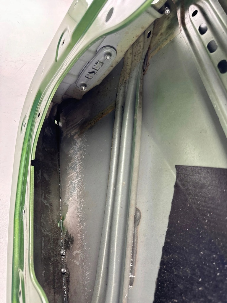 фото №16, Mercedes-benz a w176 2016 права сторона двері задні