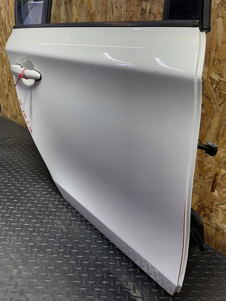 фото №14, Bmw 1 e81 e87 2011 задня сторона права двері задні a300 alpineweiss