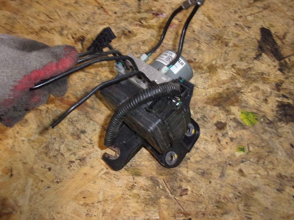 фото №1, Chevrolet aveo t300 насос abs 1.4 16v