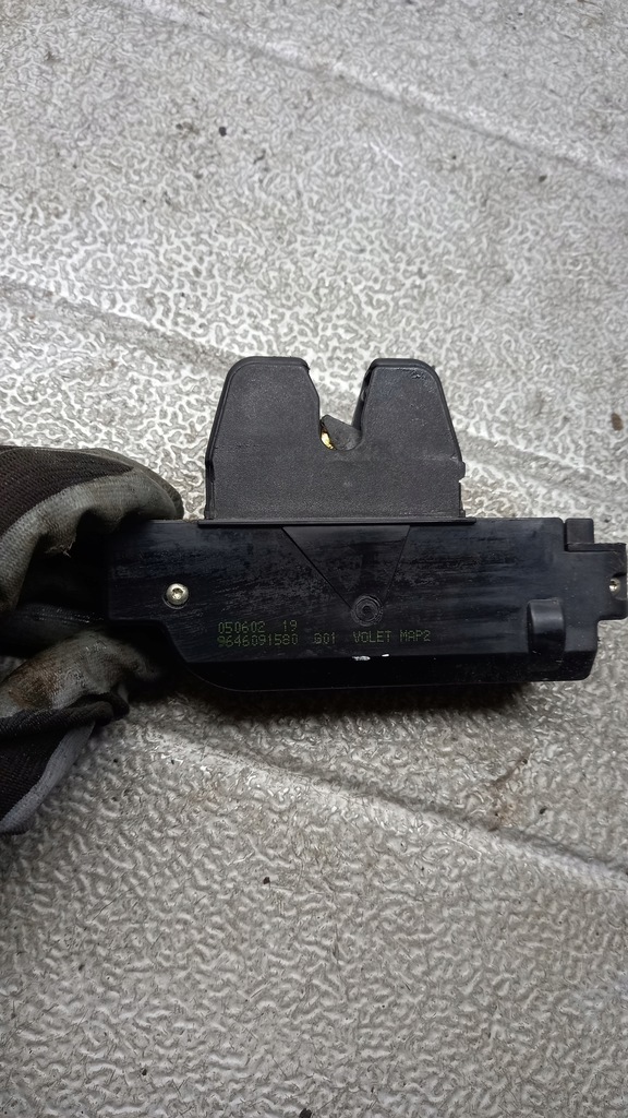 фото №1, Замок крышки citroen c3 02r hb