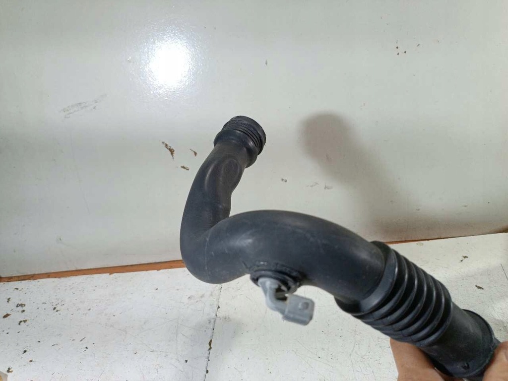 фото №5, Wąż труба повітрозабірник повітря dacia logan 1.5 dci 8200469423