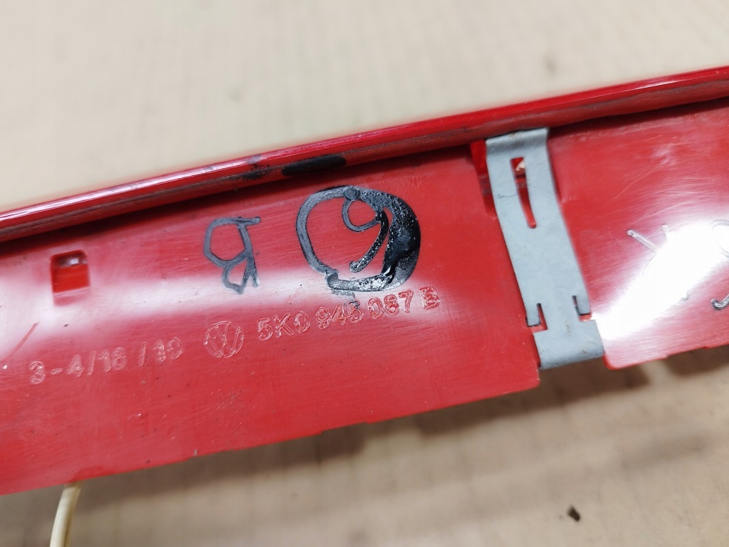 Фара третье  фонарь  стоп крышки задняя 5 дверь hb vw polo 6r v 5 2009-2014 Недорого