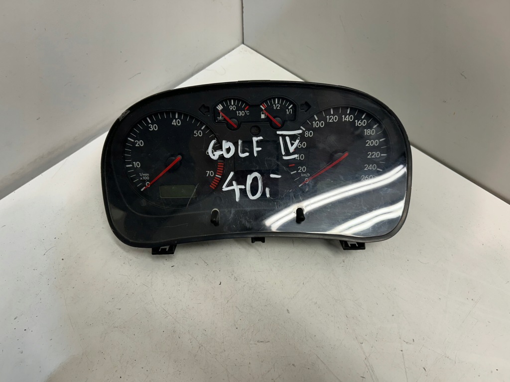 фото №1, Счетчик приборная панель 1035100002 vag