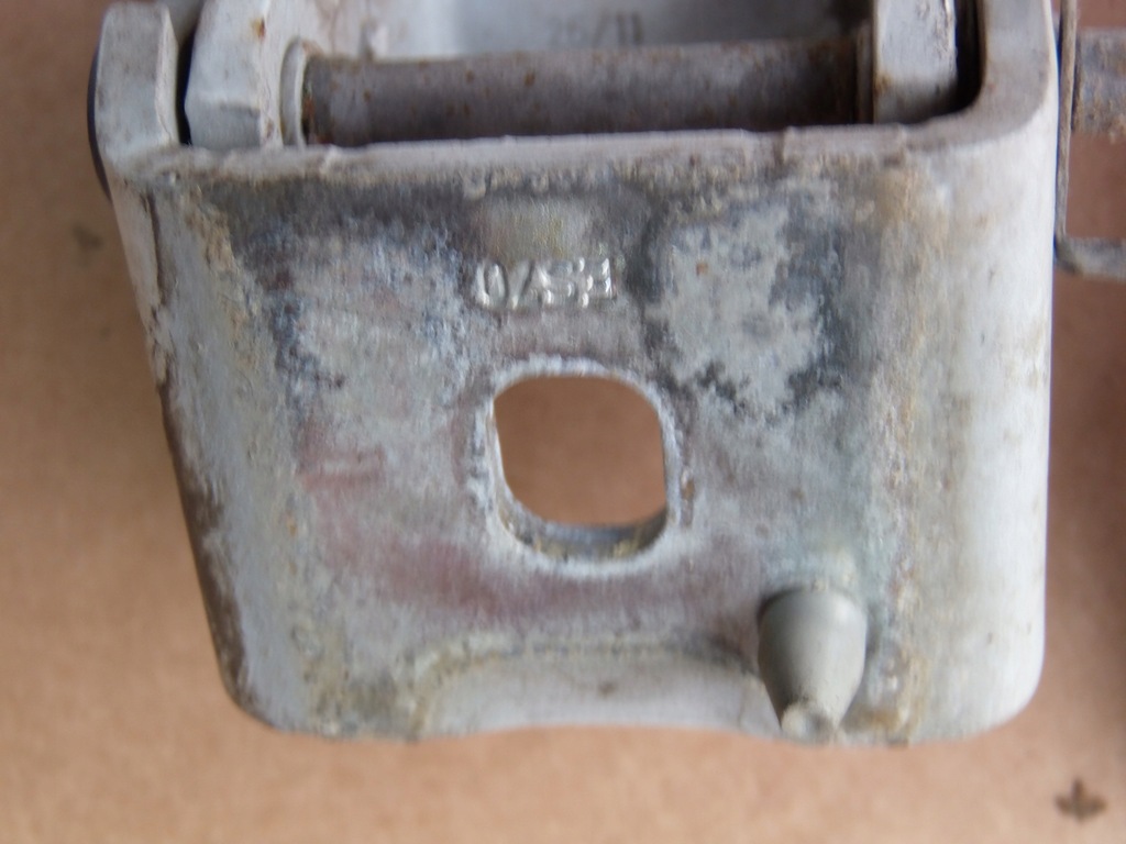 фото №4, Петлі двері правий задня комплект peugeot 3008