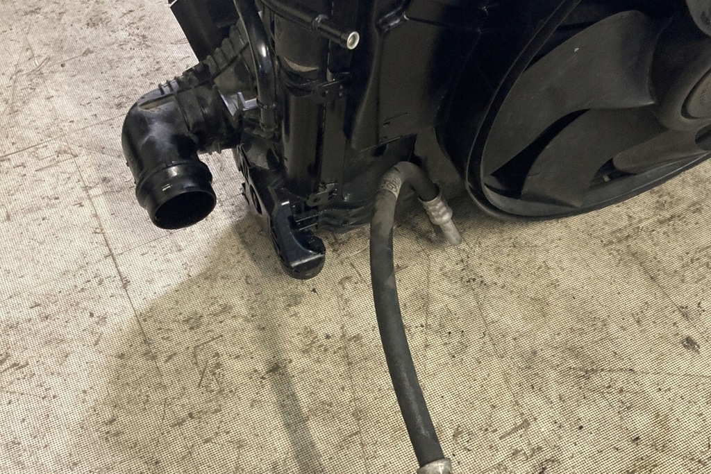 фото №9, Комплект радиатор mercedes-benz c w204 a2045000393 2.2l дизель 2011