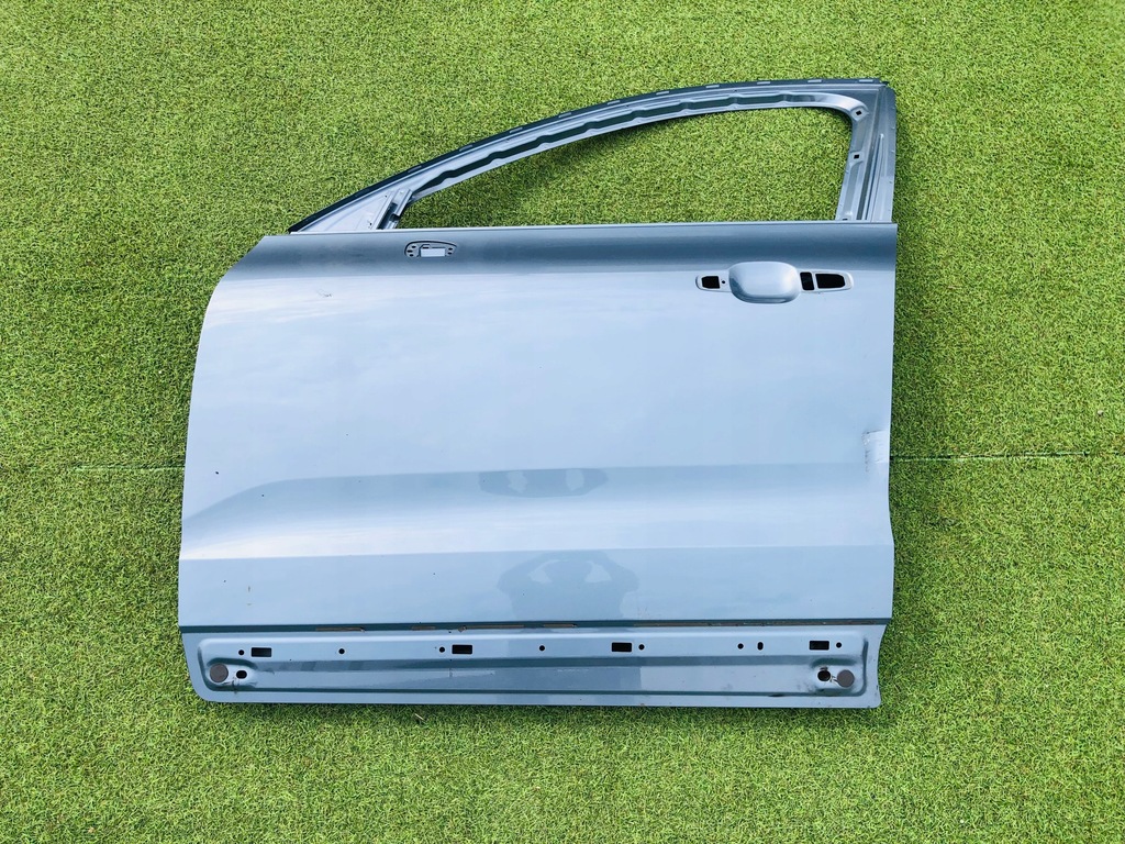 фото №1, Volvo оригинальный номер xc60 ii 2 2017 xc 60 дверь левая передние перед