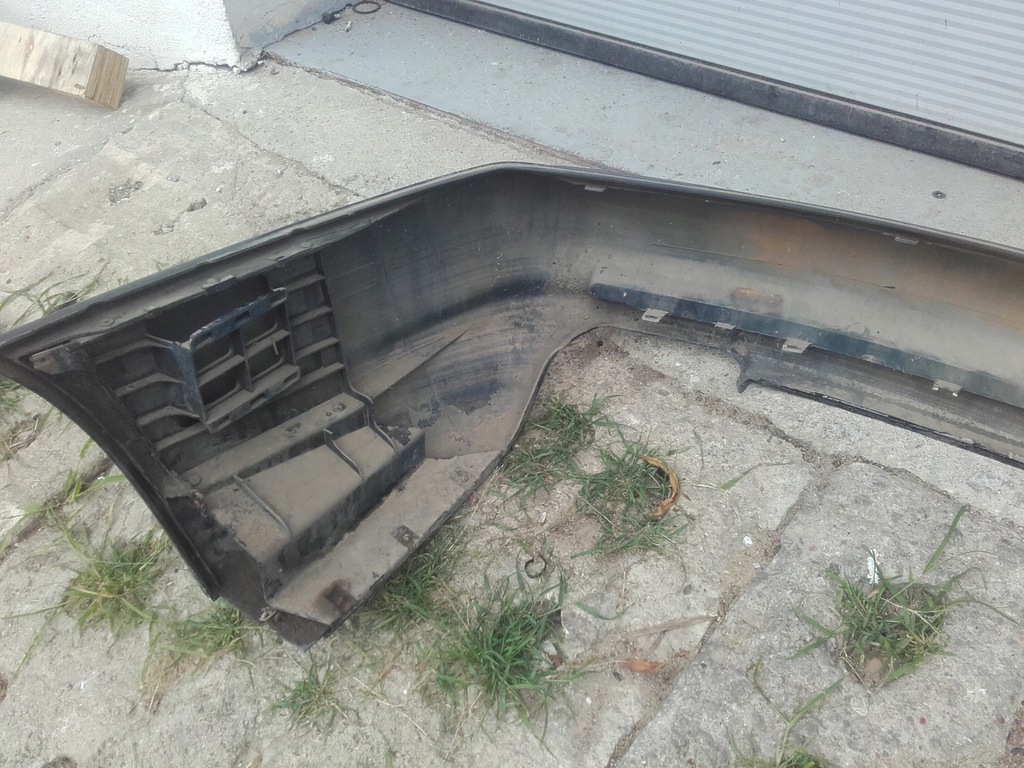 фото №7, Bmw 8 e31 бампер задня задній