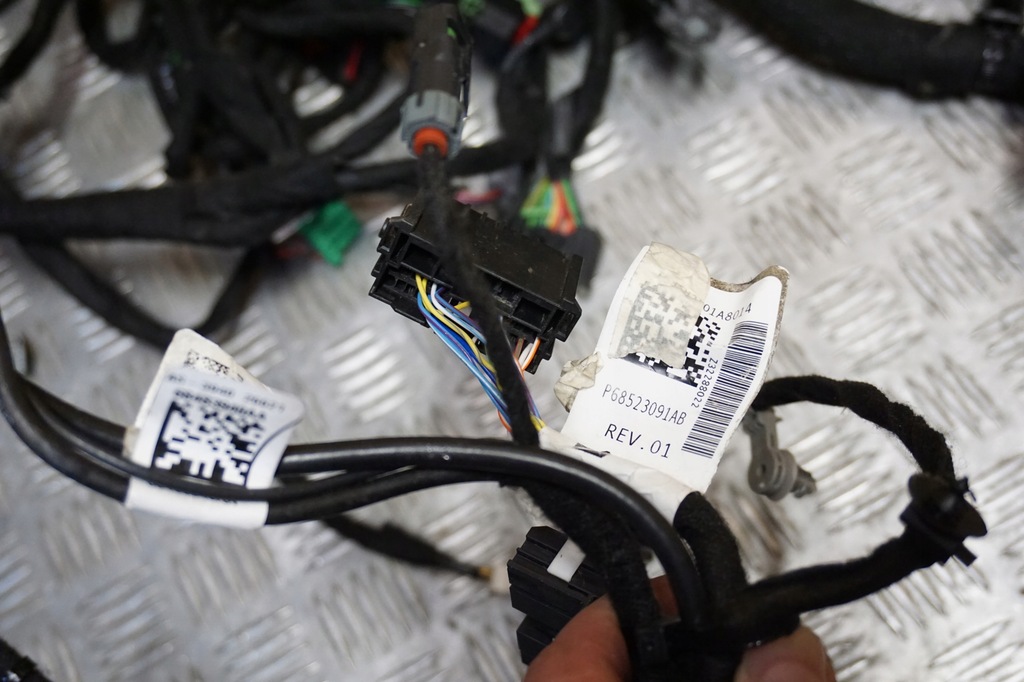 фото №10, Dodge ram 1500 - 2022 - джгут електропроводка панелі приладової панелі usa