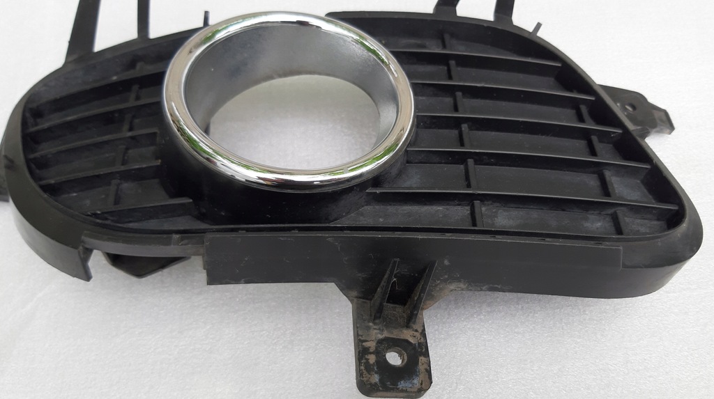 фото №12, Mercedes a169 w169 решётка бампер перед правая ładn