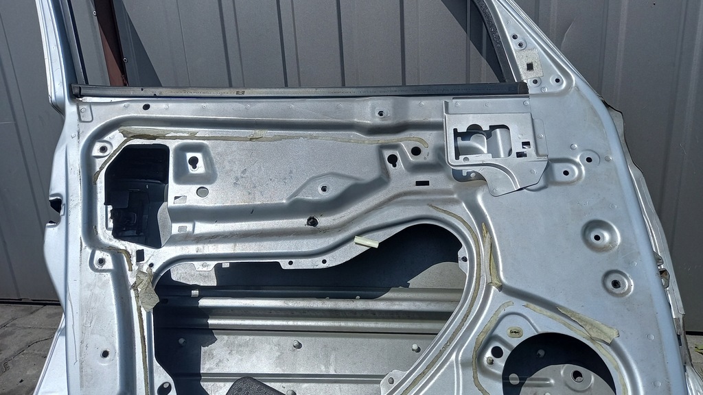 фото №13, Дверь левая перед citroen xsara picasso 02r