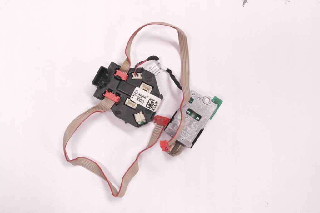 фото №1, Vw touareg 7p модуль многофункциональный 7p6959542