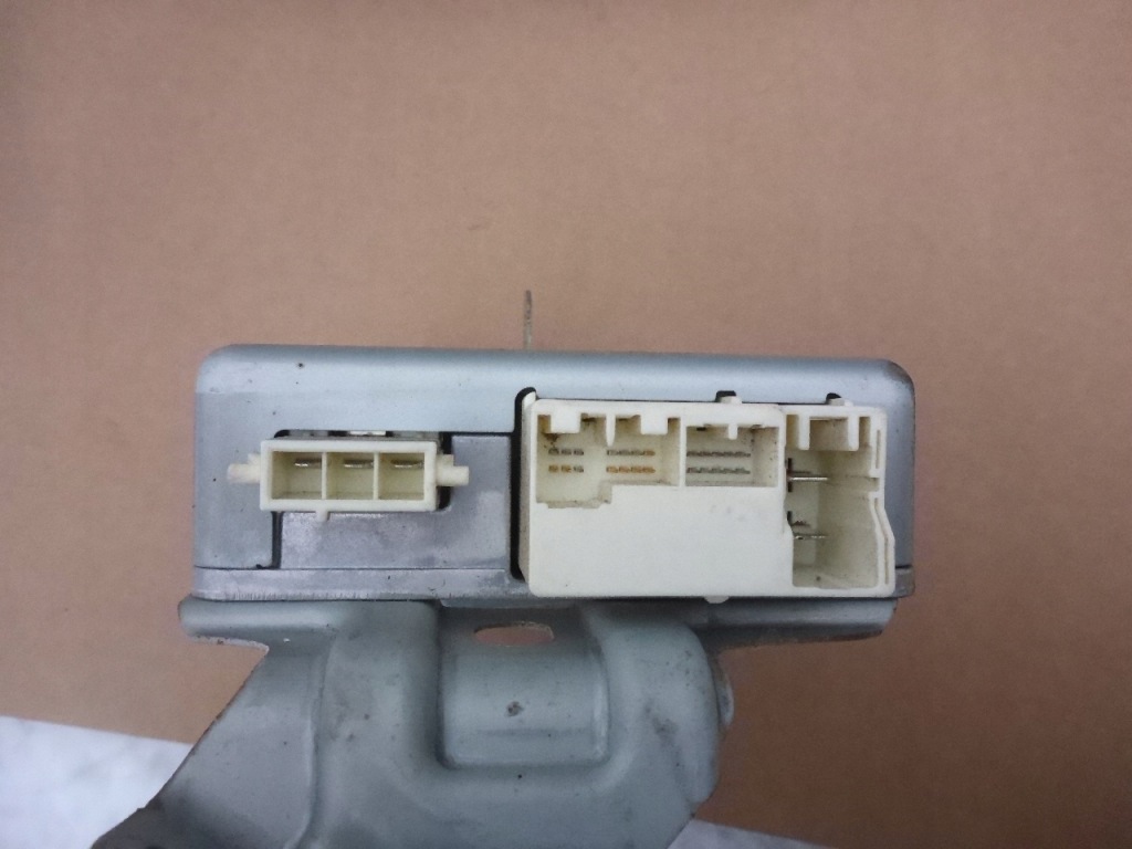 фото №5, Toyota prius iii 09- модуль блок управления 89650-47260