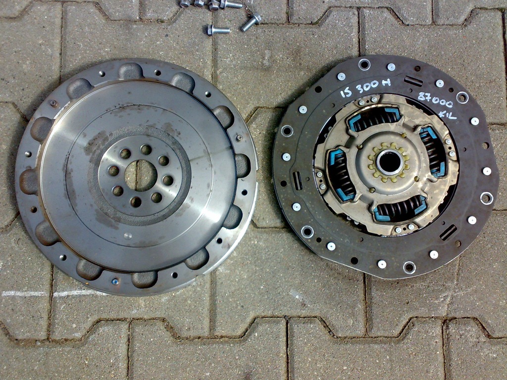 фото №1, Lexus is 300h 13- гібрид зчеплення диск