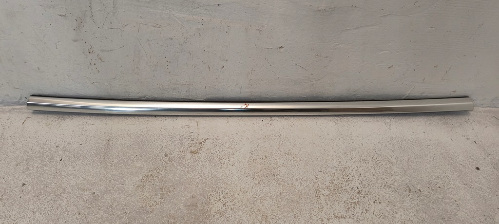 фото №1, Хром молдинг двері правий перед tesla model 3 iii