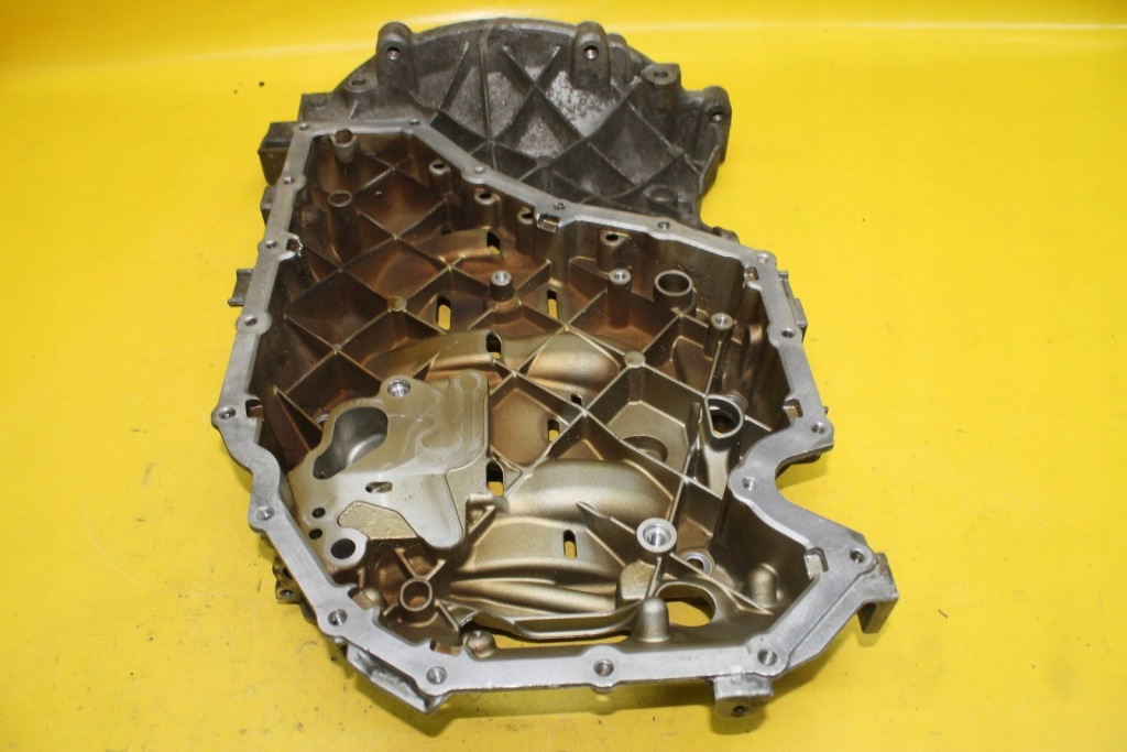 Поддон масляная 06h103603s a5 a4 b8 1.8 tfsi cab Киев